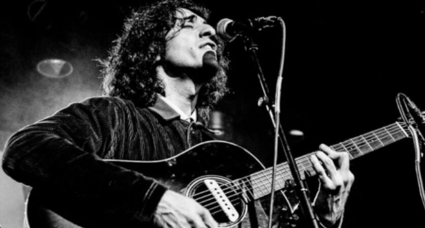 Jasmim traz a Coura “Dias em Branco”