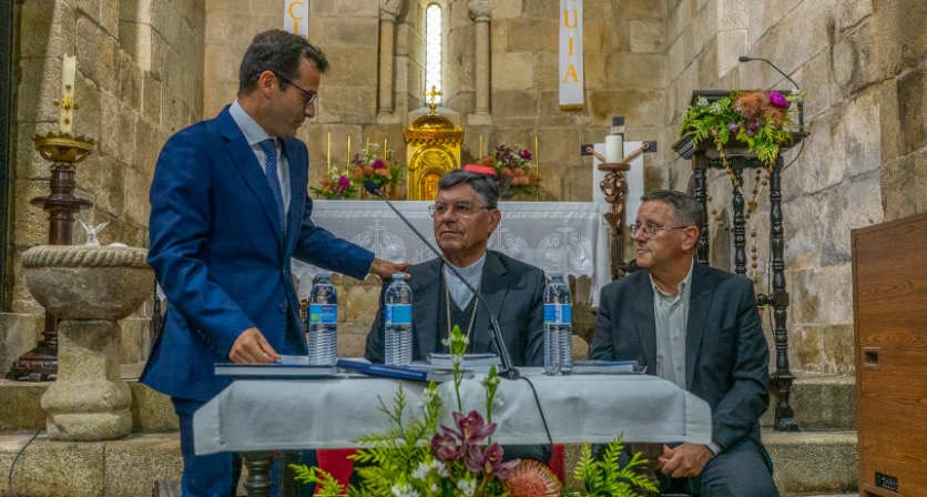 Tiago Cunha na apresentação do livro ‘As igrejas do concelho de Paredes de Coura – Memórias e Património’ “Muito mais que um livro, é a nossa identidade”